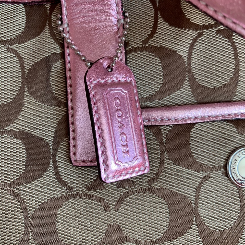 Vintage Coach Extra large pink tote - Picture 10 of 15